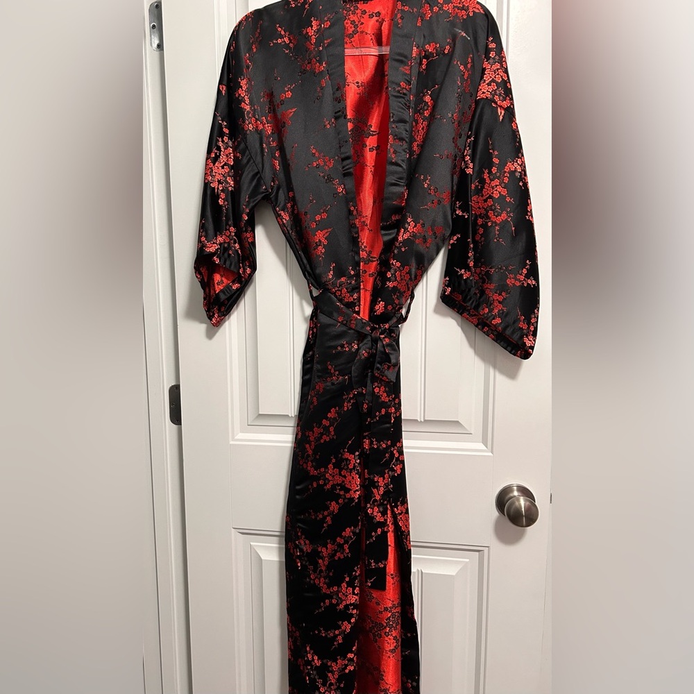 Jin Hon Kimono Robe